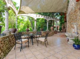 Flateli Anglès, hotel v destinaci Anglés