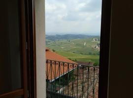 Albergo Diffuso Belvedere, three-star hotel in Alice Bel Colle