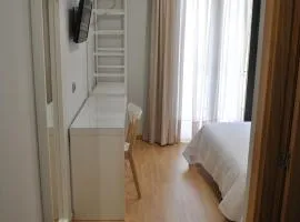Hostal Universitat