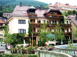 Hotel Restaurant Alte Linde: Bad Wildbad şehrinde bir otel