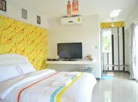 O.U.M. Hotel - โรงแรมโอยูเอ็ม