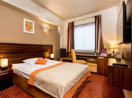 Hotel Tęczowy Młyn, hotel v destinaci Kielce