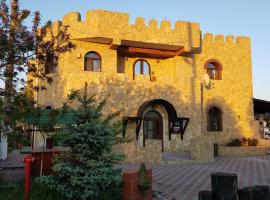 Royal Castle, hotel with parking in Paşcani