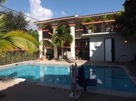 Lake Side Lodge, motell i Lake Worth