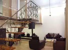 Apartment on Tabidze