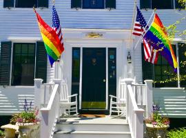 The Clarendon House, hotel romantis di Provincetown