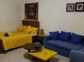 Studio Confort Fann Hock, hotel near Soumbedioune Artisan Market, Dakar