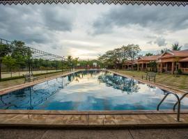 Home Stone Resort, hotell i Battambang