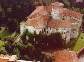 Castello di Rocca Grimalda – tani hotel w mieście Rocca Grimalda