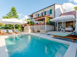 Apartments Villa Camellia - Adults Only