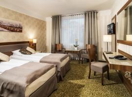Hotel Lord - Warsaw Airport, hotel in Wlochy, Warsaw