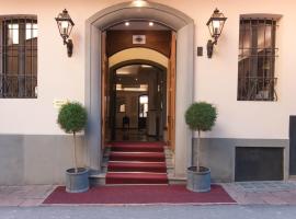 Hotel Touring, hotell i Bologna sentrum i Bologna