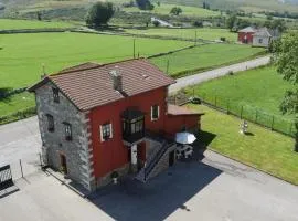 Casa Cinco Robles