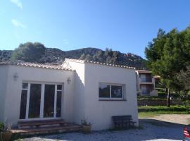 Cala di Sole, serviced apartment in Algajola