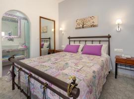 Akis Hotel, hotel in Kamari