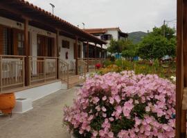 Asimina's House, apartment in Skiathos Town