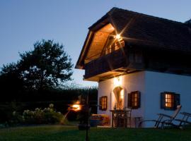 Ferienhaus Troadkasten - Familie Friedrich, hotell i Hartberg