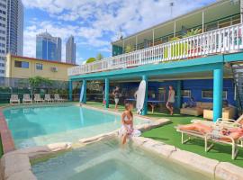 Backpackers In Paradise 18-35 Hostel, hotelli Gold Coastilla