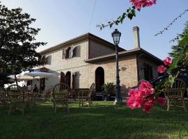 Villa Amalia Srls, bed & breakfast a Gizzeria