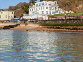 Beachside Apartment, 1 Pilots Point, holiday rental in Totland