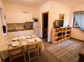 Apartment Lucia, hotel in Lucija