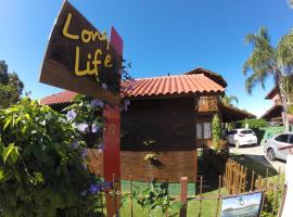 Long Life Campeche-Pousada, hotel dekat Pulau Campeche, Florianopolis