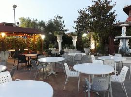 Le colline, hotel with pools in Capena