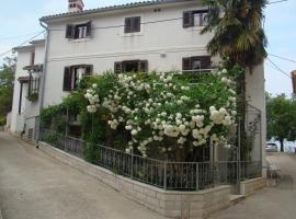 Apartments Renata - Brseč, Hotel in Brseč