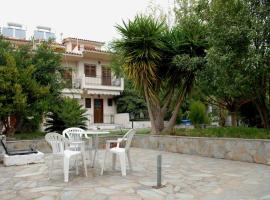 Stathopoulos Apartments, hotel v destinaci Sampatiki