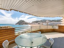 Tossa de Mar Beach, hotel with jacuzzis in Tossa de Mar