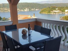 Apartman Precca, hotel in Supetarska Draga