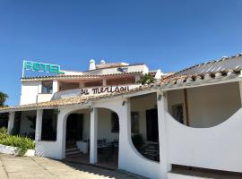 Hotel Su Meriagu, hotel Capitanában