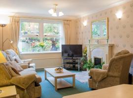 Oil Mill Lane Holiday Cottage, hotel in Berwick-Upon-Tweed