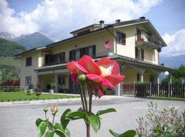 B&B Il Crocevia, hotel em Teglio