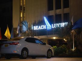 Beach Luxury Hotel, hotelli kohteessa Karachi