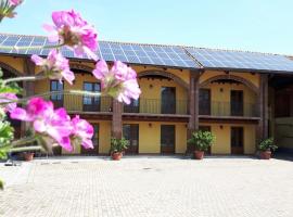 Agriturismo Cascina del Peso, hotel sa Leinì