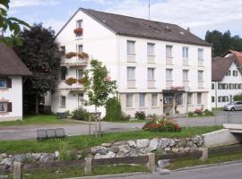 Gästehaus an der Peitnach-Hotel Zum Dragoner, bed and breakfast v destinaci Peiting