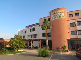 Hôtel L'Hacienda, hotel v destinácii Martigues