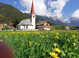 Hotel Messnerwirt, hotelli kohteessa Anterselva di Mezzo