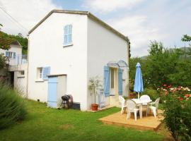 Tranquil Holiday Home in Corsica with Terrace, cheap hotel in Penta-di-Casinca