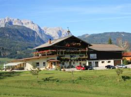 Landgasthof Hotel Zehenthof, hotel v destinácii Pfarrwerfen