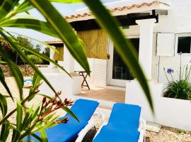 Can Chumbera Formentera, country house in Cala Saona