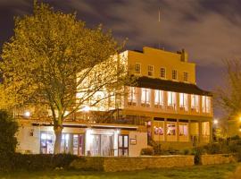 Royal Hotel, Bar & Grill, hotel with parking in Purfleet