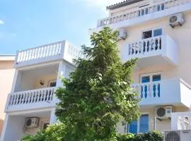 Apartments Villa Jovovic