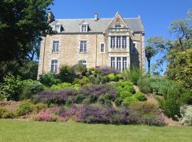 Domaine Le Gaudin - Saint Jean le Thomas, semesterhus i Saint-Jean-le-Thomas