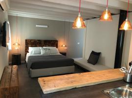 Kibò Urban Lodge Chioggia Adults Only, шале у місті Кіоджа