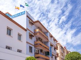 Serramar, bed & breakfast i Benalmádena