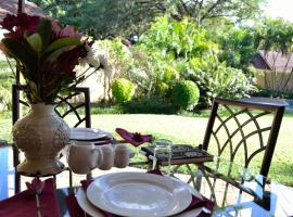 Cycas Guest House, hostal o pensión en Malelane