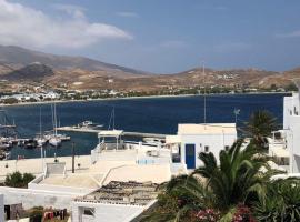 Marina's Studios Serifos – hotel w mieście Livadion