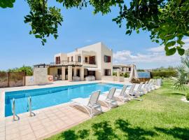 5 bedroom Villa Poseidon with private pool, Aphrodite Hills Resort, hotel in Kouklia